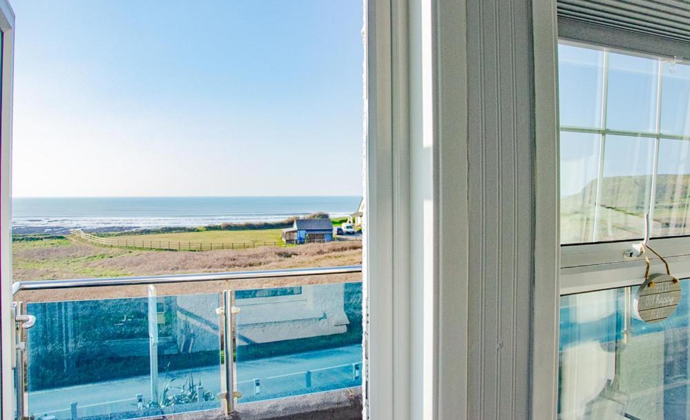 The Bay View Inn Бюд Екстериор снимка